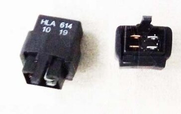 Relé svetiel SYM 3850A-HLA-100-A1