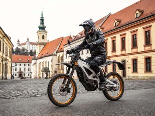 Motocykel Stribor GOSHAWK GT EV ŠPZ