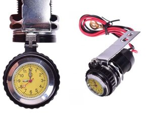 USB zásuvka s hodinkami