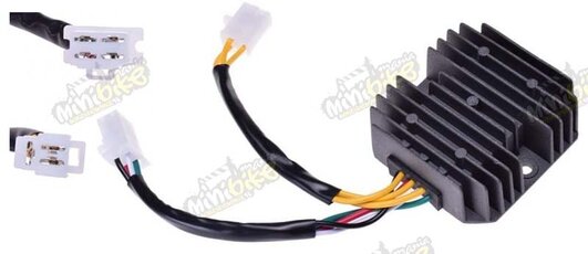 Regulátor dobíjania 3fázový 7vodičov Znen, Adams