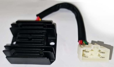 Regulátor dobíjania SYM 31600-m92-000