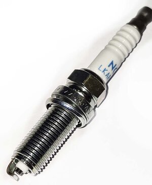 Zapaľovacia sviečka LKAR8A-9 NGK Beta KTM 4786