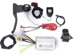 Kontroler s displejom svetlami a páčami 36V 350W