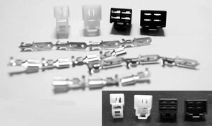 Konektor k regulátoru Honda SH689DA