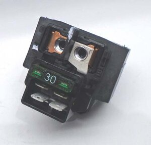 Štartovacie relé Piaggio 1D001697R 12V 150A PI-1D001697R Štartovacie relé Piaggio 1D001697R 12V 150A PI-1D001697R