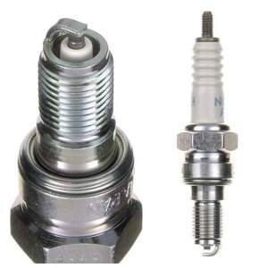 Zapaľovacia sviečka NGK CR9EH-9 7502 Zapaľovacia sviečka NGK CR9EH-9 7502